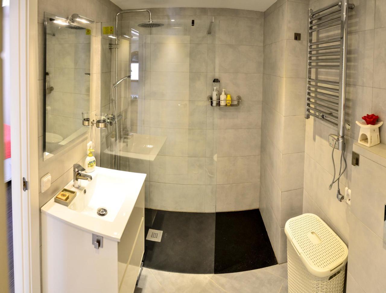 Alohamundi Campana Apartment Seville Ngoại thất bức ảnh